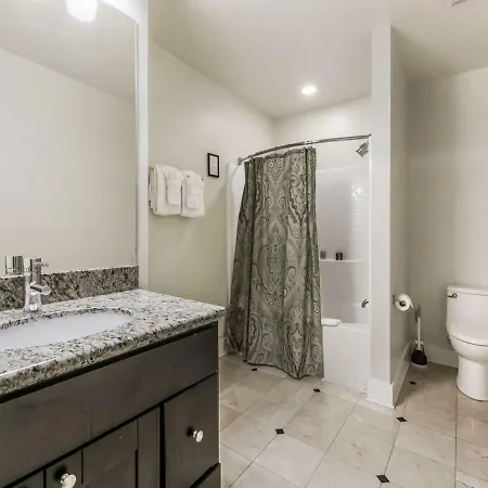 Gorgeous Condos Steps From French Quarter And Harrah'S St. New Orleans Exterior photo